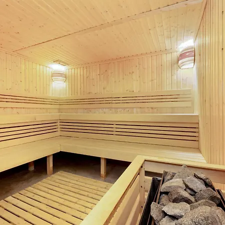 Szept Miedzy Wodami D&d Apartment *